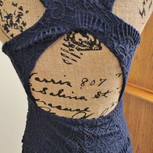 Hello Molly Women's Low Cut Bodycon Dress, Lace, Navy Blue, Criss Cross, Size 10 - Picture 7 of 16